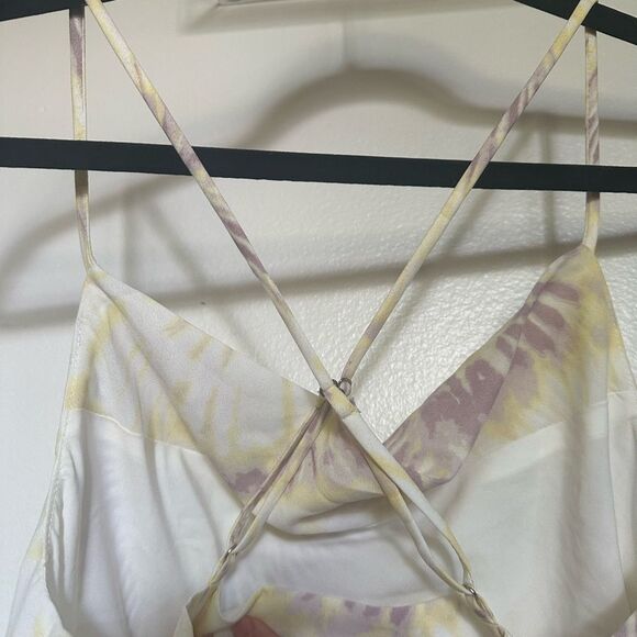 Silky Cross Back Tank Top with adjustable straps size Small - Women's Beige - Picture 4 of 7